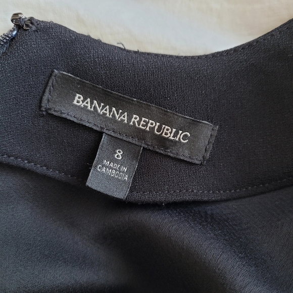 Banana Republic Long Sleeve V Neck Fit & Flare Dress - Picture 12 of 12